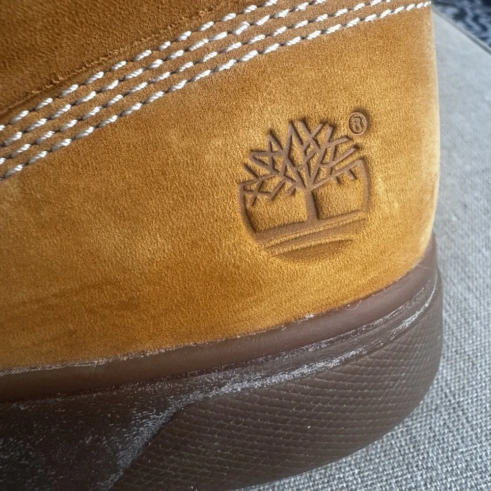 Men's Timberland 'Wallabe Style' Casual Mid Boots Wheat Gum Sole Size 11.5 US